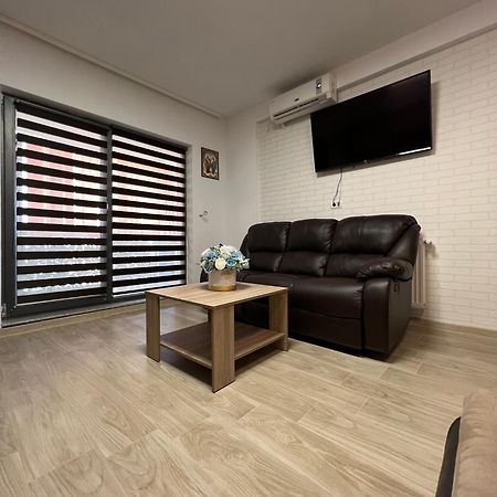 Aniversarium Grand Apartment Năvodari Екстериор снимка
