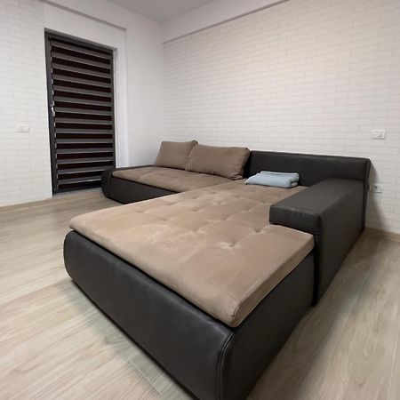 Aniversarium Grand Apartment Năvodari Екстериор снимка
