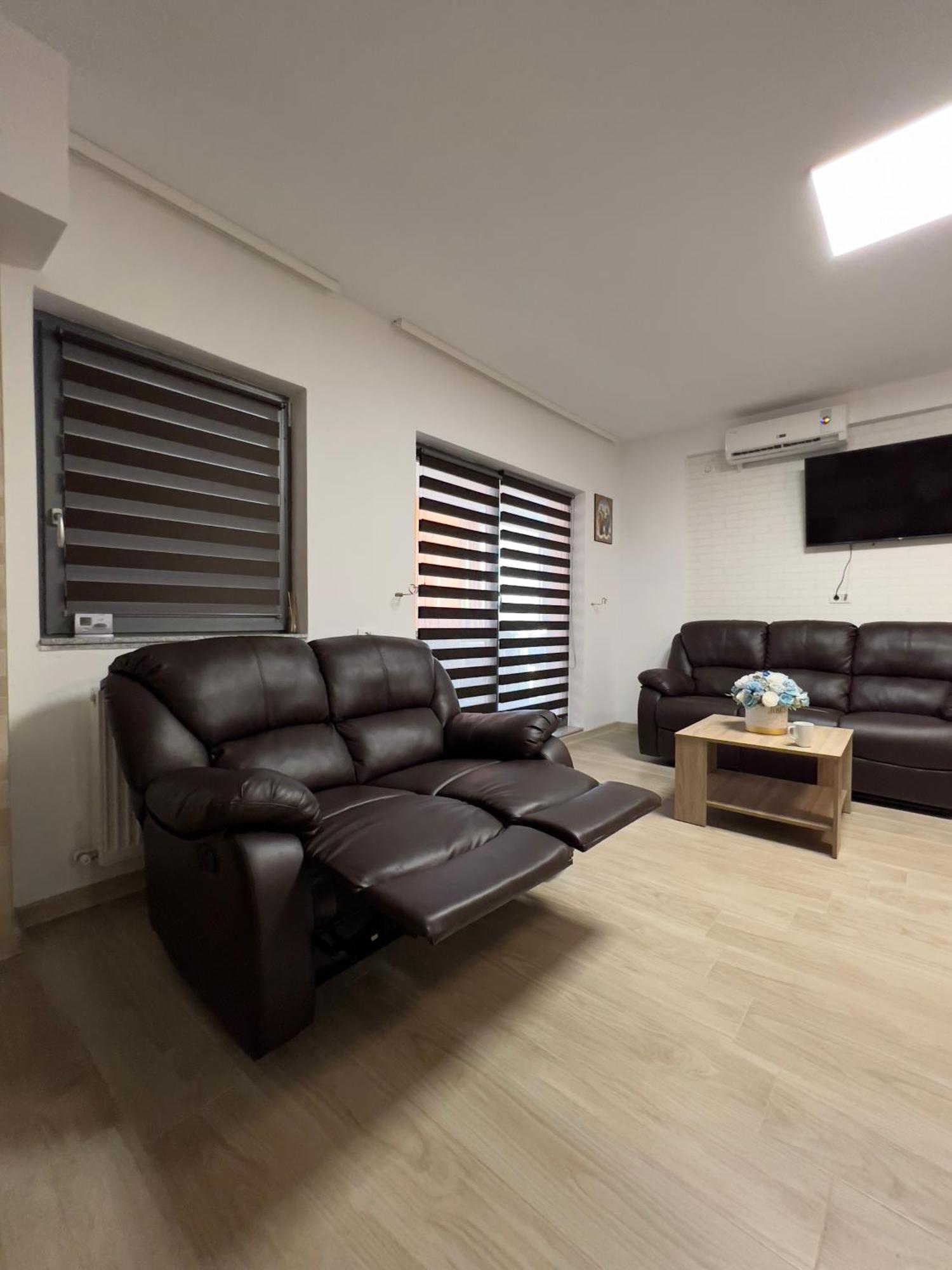 Aniversarium Grand Apartment Năvodari Екстериор снимка